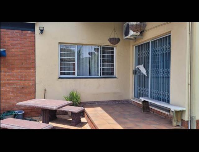 3 BEDROOM HOUSE FOR SALE IN ARBORETUM